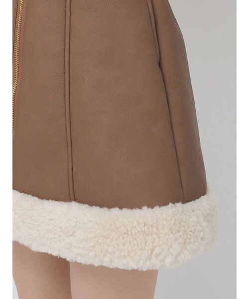 EATME（イートミー）の「フェイクムートンレディコート（ムートンコート・レディース・ダークブラウン/ベージュ/チョコ・FREE）」の4枚目の写真