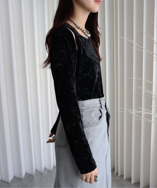 YENNA（イェンナ）の「クラッシュベロア肩あきTシャツ（Tシャツ/カットソー・レディース・ブラウン/ブラック系その他/ブラック/ブラウン系その他・FREE）」の22枚目の写真