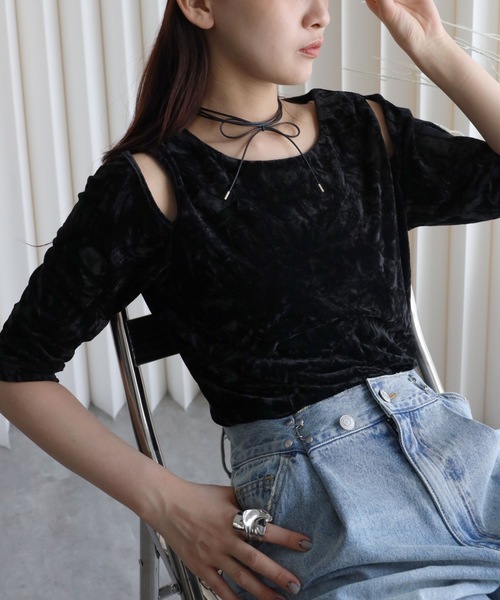 YENNA（イェンナ）の「クラッシュベロア肩あきTシャツ（Tシャツ/カットソー・レディース・ブラウン/ブラック系その他/ブラック/ブラウン系その他・FREE）」の9枚目の写真