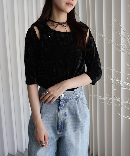 YENNA（イェンナ）の「クラッシュベロア肩あきTシャツ（Tシャツ/カットソー・レディース・ブラウン/ブラック系その他/ブラック/ブラウン系その他・FREE）」の13枚目の写真