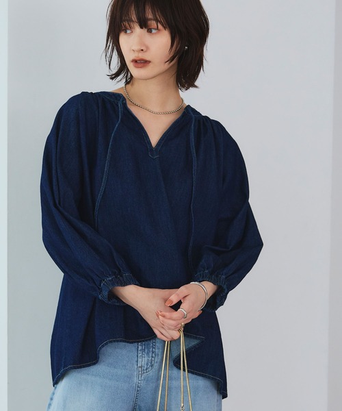 CROSS FUNCTION（クロスファンクション）の「《撥水》FRESH DENIM デニムカフタンボリュームスリーブブラウス【CROSS FUNCTION/クロスファンクション】（シャツ/ブラウス・レディース・ネイビー/サックスブルー・LL/L/M）」の14枚目の写真