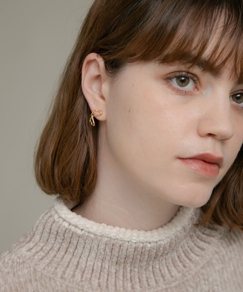 URBAN RESEARCH Sonny Label（アーバンリサーチサニーレーベル）の「Double heart pierce（ピアス（両耳用）・レディース・シルバー・ONE）」の2枚目の写真
