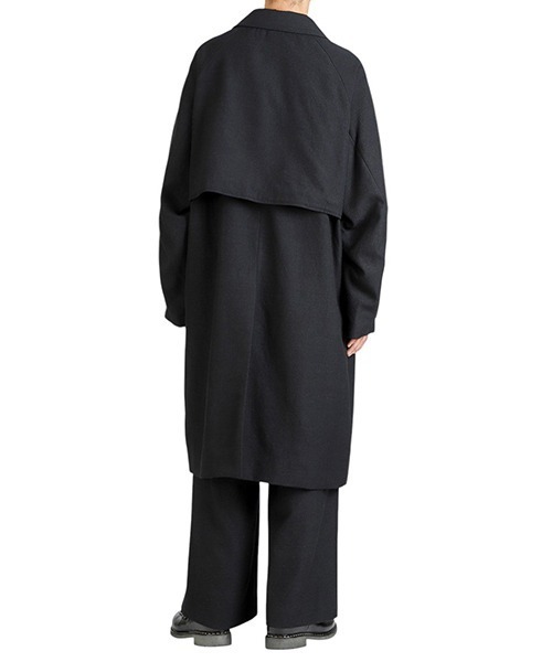 marka（マーカ）の「marka / マーカ：RAGLAN SLEEVE COAT -TUMBLED WOOL SERGE-：M25C12CO01C[COR]（ステンカラーコート・メンズ・ブラック系その他・2(M)）」の15枚目の写真