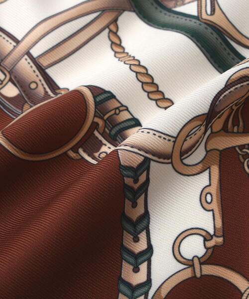 EDIT COLOGNE（エディットコロン）の「チェーン柄スカーフ（ストール/ショール・レディース・カーキ/ボルドー/ネイビー・ﾌﾘ-）」の6枚目の写真