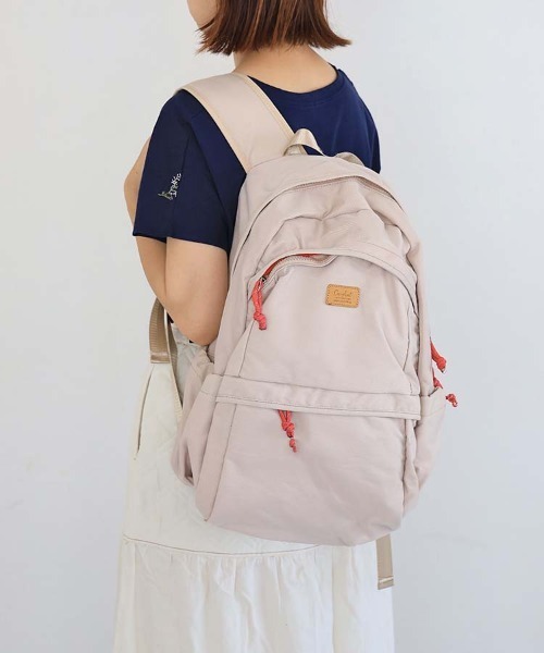 Bleu Bleuet(ブルーブルーエ)の「整理収納アドバイザー監修10ポケリュック(バックパック/リュック・レディース・ベージュ/ピンク/ブラウン/ブラック・FREE)」の3枚目の写真