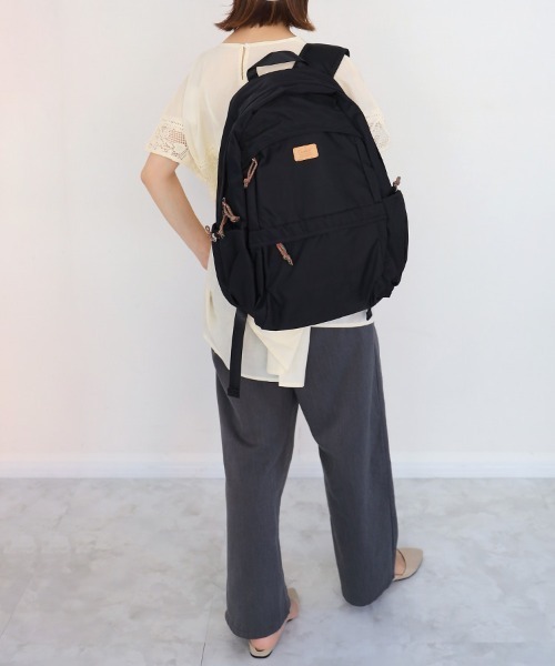 Bleu Bleuet(ブルーブルーエ)の「整理収納アドバイザー監修10ポケリュック(バックパック/リュック・レディース・ベージュ/ピンク/ブラウン/ブラック・FREE)」の11枚目の写真