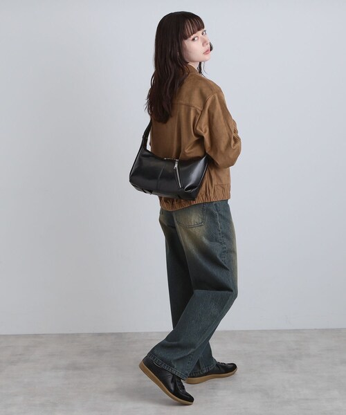 tk.TAKEO KIKUCHI(ティーケータケオキクチ)の「ラウンデッドバッグ(ショルダーバッグ・メンズ・ブラウン系その他2/ブラック・00)」の20枚目の写真