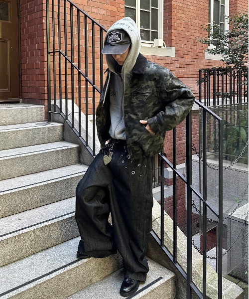 kutir（クティール）の「VINTAGELIKE DRAWSTRING SHORT BLOUSON／ヴィンテージライクドローコードショートブルゾン（ブルゾン・メンズ・キャメル/ボルドー/グレー/ネイビー/ブラウン/ブラック/ブラック系1/ブラック系/カーキ・SMALL/MEDIUM/LARGE/X-LARGE）」の12枚目の写真