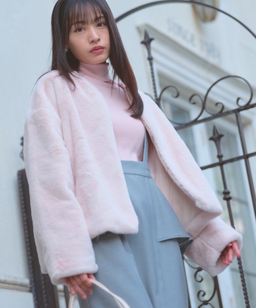Feroux(フェルゥ)の「フェイクファー ジャケット(ムートンコート・レディース・ピンク系/ダークブラウン系/アイボリー系・F)」の3枚目の写真