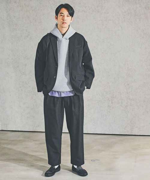 BAYFLOW（ベイフロー）の「【ストレッチ・軽量】ビッグクッションフーディー[セットアップ可]（パーカー・メンズ・ブラウン/グレー/ブラック・MEDIUM/LARGE）」の5枚目の写真