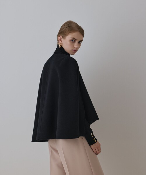 極美品✨24ssグレースコンチネンタル　ケープスリーブジャケット　黒　M 完売品 リバーケープジャケット（その他アウター）｜GRACE CONTINENTAL