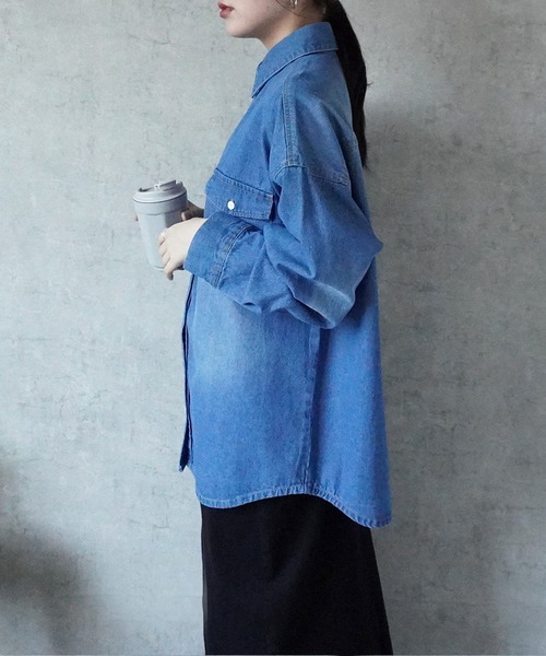 SELECT LEVERY(セレクトリベリー)の「デニムオーバーシャツ(シャツ/ブラウス・レディース・ブルー/ネイビー・MEDIUM/LARGE)」の5枚目の写真