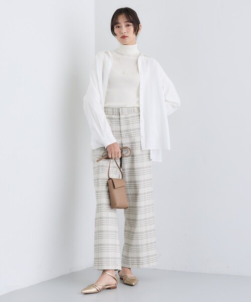 INDIVI（インディヴィ）の「【洗える／毛玉になりにくい】エクストラファインウール リブタートルニット（ニット/セーター・レディース・チャコール/ブラック/レッド系1/サックスブルー/オフホワイト/ベージュ系その他5・05/13/15 /34/38/19）」の9枚目の写真