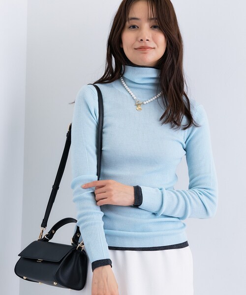 INDIVI（インディヴィ）の「【洗える／毛玉になりにくい】エクストラファインウール リブタートルニット（ニット/セーター・レディース・チャコール/ブラック/レッド系1/サックスブルー/オフホワイト/ベージュ系その他5・05/13/15 /34/38/19）」の19枚目の写真