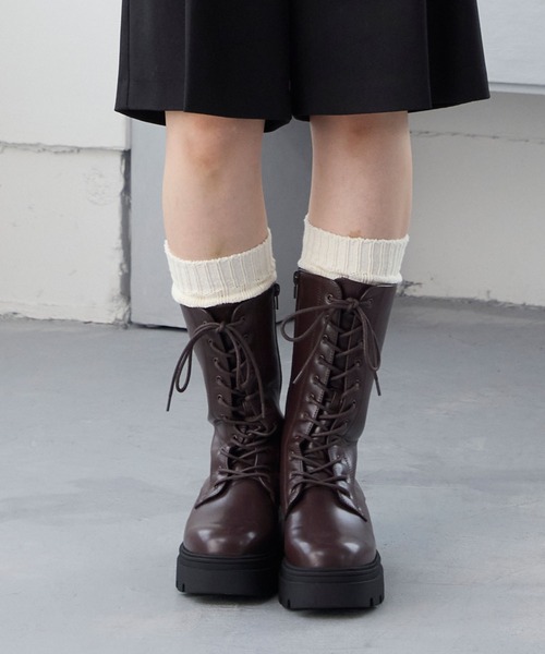 MONO-MART(モノマート)の「トラックソール レースアップ ミドル丈 ショートブーツ(ブーツ・レディース・ダークブラウン/ブラック・L/M/S)」の21枚目の写真
