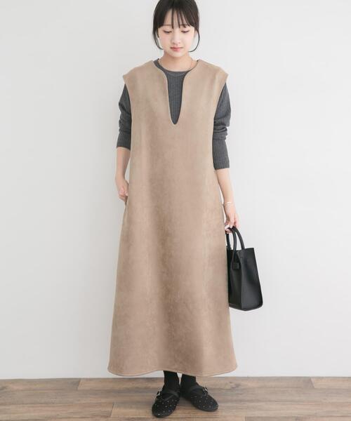 ITEMS URBANRESEARCH(アイテムズ アーバンリサーチ)の「『静電気防止』フェイクスエードジャンパースカート(ワンピース・レディース・ブラウン/モカ・FREE)」の13枚目の写真