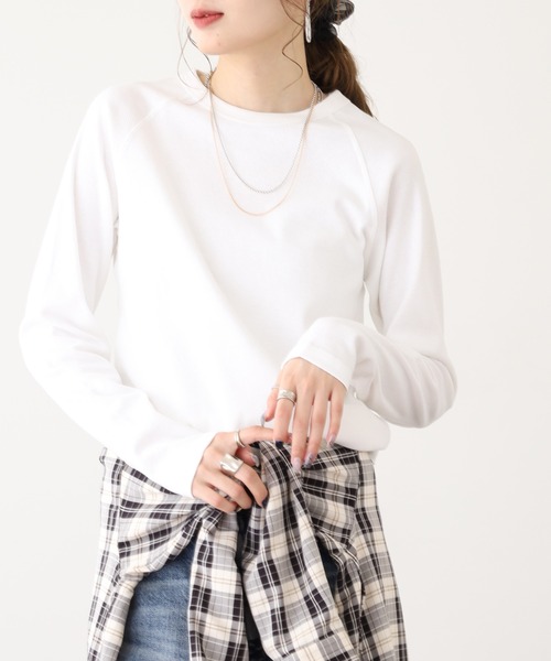 OMNES（オムネス）の「ストレッチジャガード　クルーネック長袖Tシャツ（Tシャツ/カットソー・レディース・ブルー/ブルーグレー/ベージュ/スモークグレー/アイボリー系2/ベージュ系その他/ブラック×ベージュ/ホワイト/アイボリー系/ブラウン/ブラック/チャコール・WOMENS M/WOMENS L）」の19枚目の写真