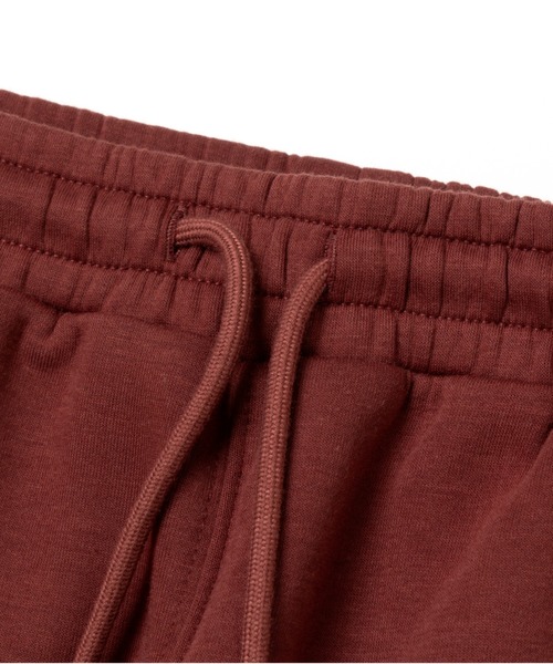 NEW ERA(ニューエラ)の「ニューエラ CALNAMUR FW25 WPA TECH SWEAT PANTS BRN(スウェットパンツ・レディース・ブラウン・L/M/S)」の4枚目の写真