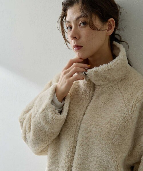 Whim Gazette(ウィムガゼット)の「リバーシブルボアコート(その他アウター・レディース・キャメル/ベージュ・FREE)」の19枚目の写真