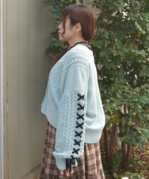 axes femme（アクシーズファム）の「レースアップモールヤーンカーディガン（カーディガン/ボレロ・レディース・ホワイト/ピンク/ミント/ベビーピンク・FREE）」の6枚目の写真