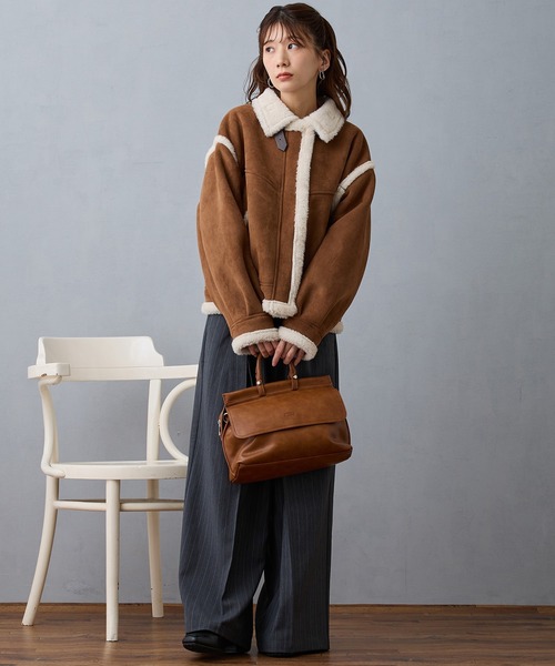 NICOLE CLUB(ニコル クラブ)の「フェイクムートンブルゾン(ブルゾン・レディース・ブラウン/チャコール/ベージュ・MEDIUM)」の12枚目の写真