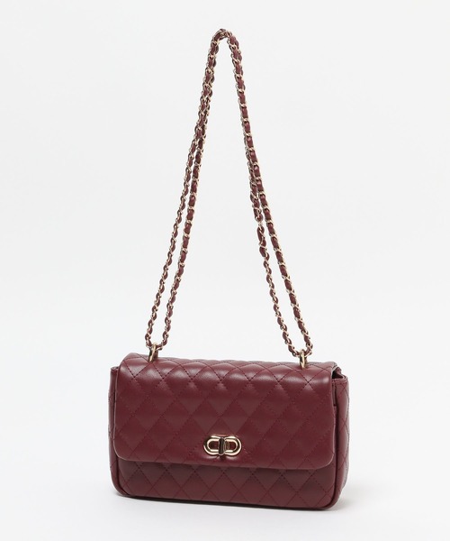 Andemiu（アンデミュウ）の「キルティングショルダー605845（ショルダーバッグ・レディース・ブラック/レッド/アイボリー・FREE）」の6枚目の写真