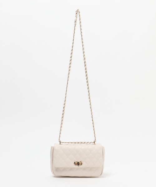 Andemiu（アンデミュウ）の「キルティングショルダー605845（ショルダーバッグ・レディース・ブラック/レッド/アイボリー・FREE）」の7枚目の写真