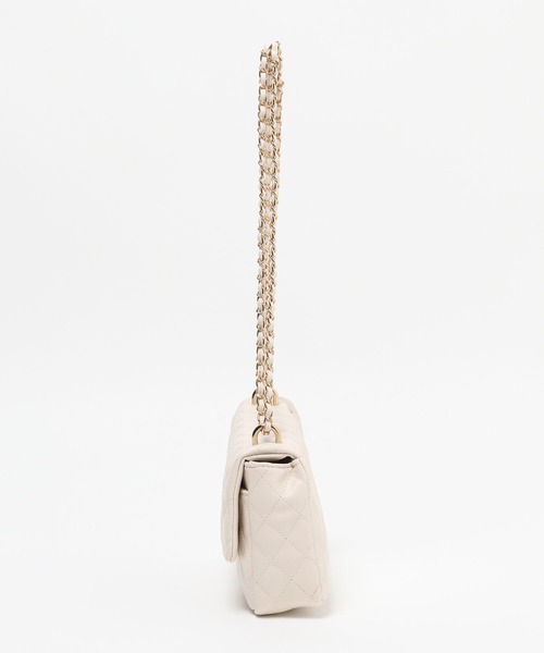 Andemiu（アンデミュウ）の「キルティングショルダー605845（ショルダーバッグ・レディース・ブラック/レッド/アイボリー・FREE）」の8枚目の写真