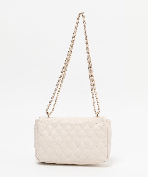 Andemiu（アンデミュウ）の「キルティングショルダー605845（ショルダーバッグ・レディース・ブラック/レッド/アイボリー・FREE）」の9枚目の写真