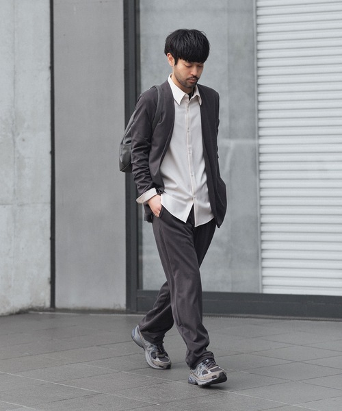 ATTACHMENT（アタッチメント）の「コットン ダブルフェイス カラーレスカーディガン / COTTON DOUBLE FACE COLLARLESS CARDIGAN（カーディガン/ボレロ・メンズ・ブラウン/ダークベージュ/ダークグレー/ブラック・3/2/1）」の5枚目の写真
