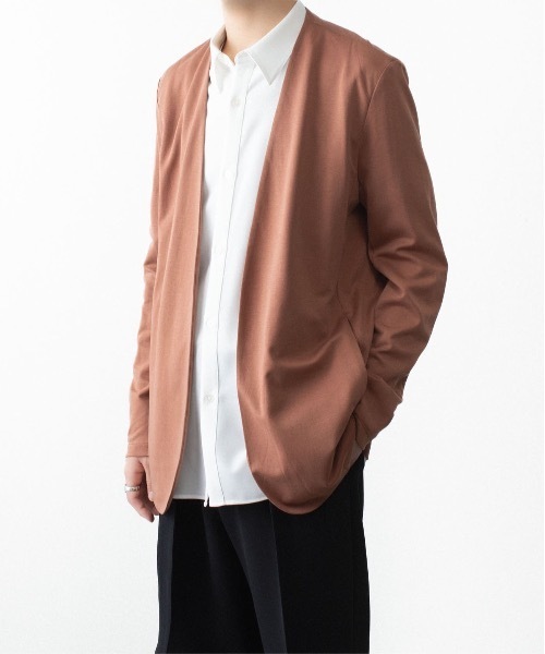 ATTACHMENT（アタッチメント）の「コットン ダブルフェイス カラーレスカーディガン / COTTON DOUBLE FACE COLLARLESS CARDIGAN（カーディガン/ボレロ・メンズ・ブラウン/ダークベージュ/ダークグレー/ブラック・3/2/1）」の16枚目の写真