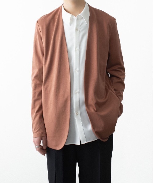 ATTACHMENT（アタッチメント）の「コットン ダブルフェイス カラーレスカーディガン / COTTON DOUBLE FACE COLLARLESS CARDIGAN（カーディガン/ボレロ・メンズ・ブラウン/ダークベージュ/ダークグレー/ブラック・3/2/1）」の15枚目の写真