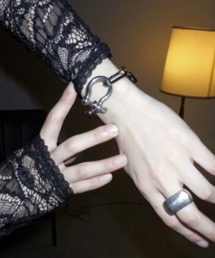 Vini（ヴィニ）の「チェーンブレスレット（ブレスレット）」