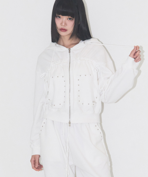 ILLIGO（イリゴ）の「フレイドストリングフードジップアップホワイト（パーカー・レディース・その他・SMALL/MEDIUM）」の6枚目の写真