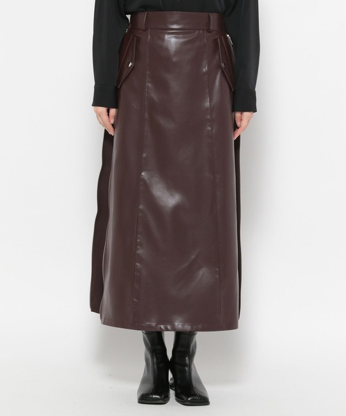 HARE(ハレ)の「フェイクレザーサイドジップナロースカート(HARE)(スカート・レディース・ブラック/ブラウン・FREE)」の14枚目の写真