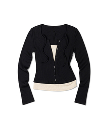 MOAA（モア）の「ヘンリーネックレイヤードスリーブ（ブラック）（Tシャツ/カットソー）」