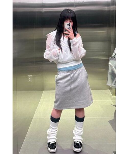 MUSINSA STANDARD WOMAN（ムシンサスタンダードウーマン）の「ウィメンズワンショルダータンクトップ[ホワイト]（Tシャツ/カットソー・レディース・その他・MEDIUM/LARGE/SMALL/X-SMALL）」の8枚目の写真