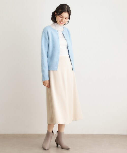 LAURA ASHLEY（ローラアシュレイ）の「【人気デザイン！アルパカ混／ビジュー付き】ニットカーディガン（カーディガン/ボレロ・レディース・サックスブルー/オフホワイト/ライトグレー/パープル/ネイビー・40/38）」の16枚目の写真