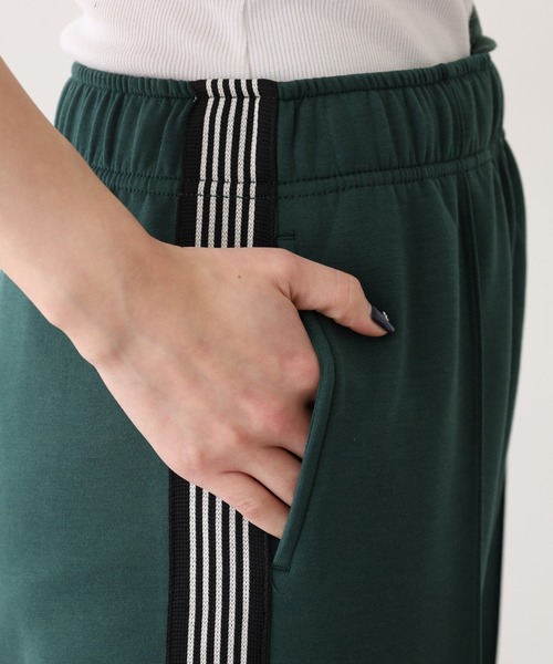 OMNES(オムネス)の「ダンボールニットライン入りトラックパンツ(その他パンツ・レディース・グリーン・L/M)」の4枚目の写真