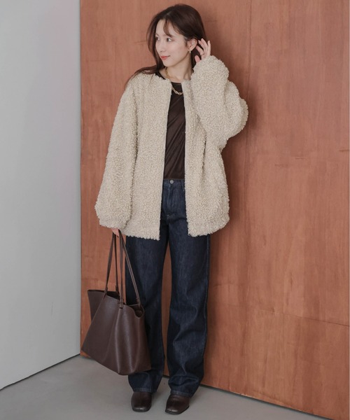 AMELY(エミリー)の「プードルファー ノーカラージャケット(ノーカラージャケット・レディース・ブラック/ベージュ/ホワイト/ブラウン・フリー)」の19枚目の写真