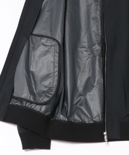 LACOSTE(ラコステ)の「《LACOSTE》2.5レイヤースイングトップジャケット(その他アウター・メンズ・ブラック/ネイビー・50/52)」の4枚目の写真