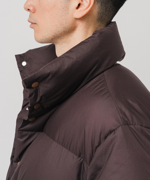 EDIFICE（エディフィス）の「E. MICRO LIP ダウンブルゾン（ダウンジャケット/コート・メンズ・ブラウン/ブラック・LARGE/MEDIUM）」の4枚目の写真