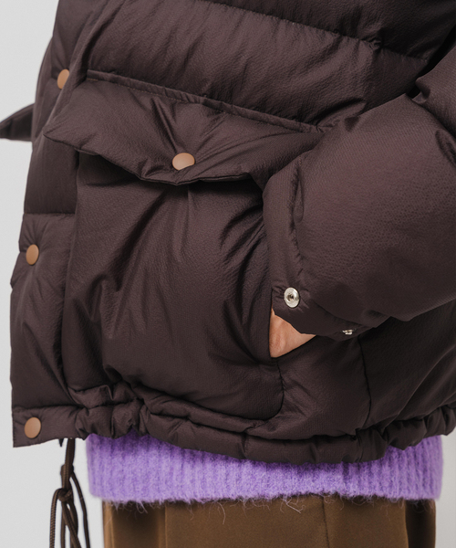 EDIFICE（エディフィス）の「E. MICRO LIP ダウンブルゾン（ダウンジャケット/コート・メンズ・ブラウン/ブラック・LARGE/MEDIUM）」の5枚目の写真