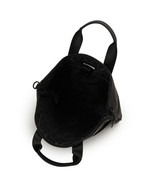 Guess(ゲス)の「DUBAI Tote トートバッグ (ショルダーバッグ・メンズ・ブラック・ONE SIZE)」の11枚目の写真