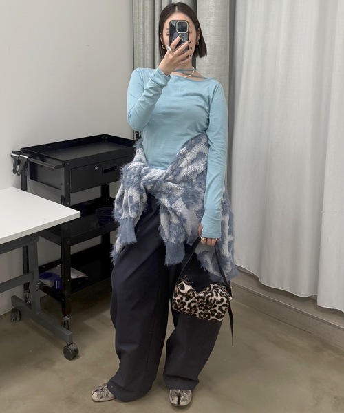 yae（ヤエ）の「Super wide curve pants / スーパーワイドカーブパンツ（その他パンツ・レディース・ネイビー/ライトグレー・38/36）」の6枚目の写真