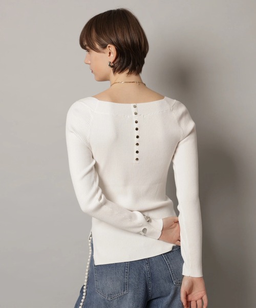 CADUNE（カデュネ）の「デコルテニット（ニット/セーター・レディース・チャコールグレー/ピンクベージュ/ブラック/ホワイト/ベージュ・38）」の8枚目の写真