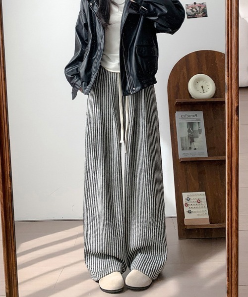 SallyLunn（サリーラン）の「ハイウエストワイドレッグパンツ（その他パンツ・レディース・ブラック/ネイビー/ブラック×ホワイト/ホワイト/グレー・LARGE/MEDIUM）」の10枚目の写真