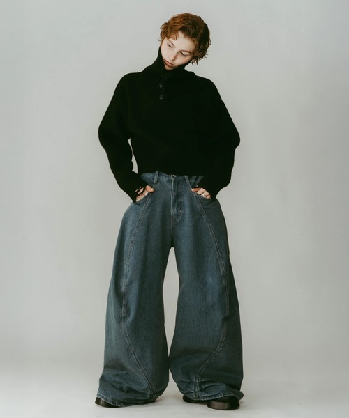 Knuth Marf(クヌースマーフ)の「tuck design denim pants(デニムパンツ・レディース・インディゴブルー/ブラック・XS/S)」の17枚目の写真