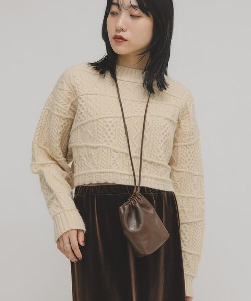 KBF（ケイビーエフ）の「MIXケーブルショートニット（ニット/セーター・レディース・グレー/ベージュ/ブラウン・ONE）」の5枚目の写真