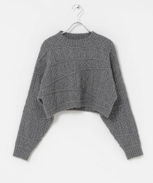 KBF（ケイビーエフ）の「MIXケーブルショートニット（ニット/セーター・レディース・グレー/ベージュ/ブラウン・ONE）」の19枚目の写真